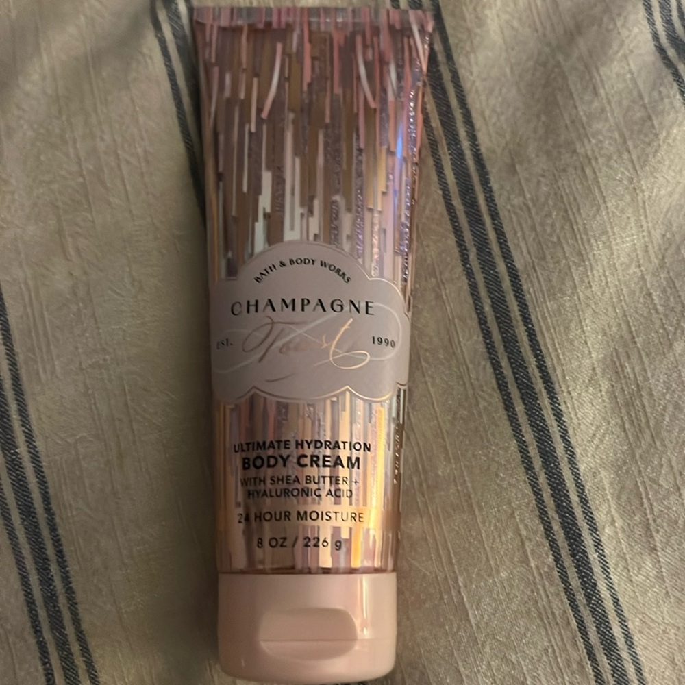 Champagne Toast by Bath and Body Works